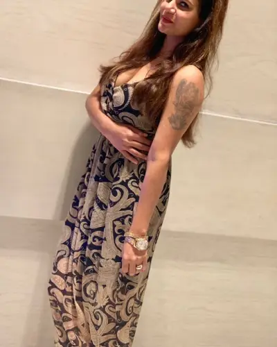 Kharibari Escort